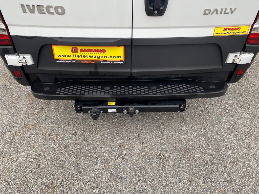 IVECO DAILY 35 S 14 L3H2 6 Plätze mit Anhängerkupplung 3.5t-image-4