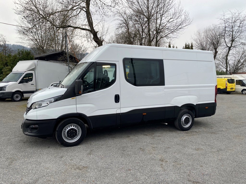 IVECO DAILY 35 S 14 L3H2 6 Plätze mit Anhängerkupplung 3.5t-image-8