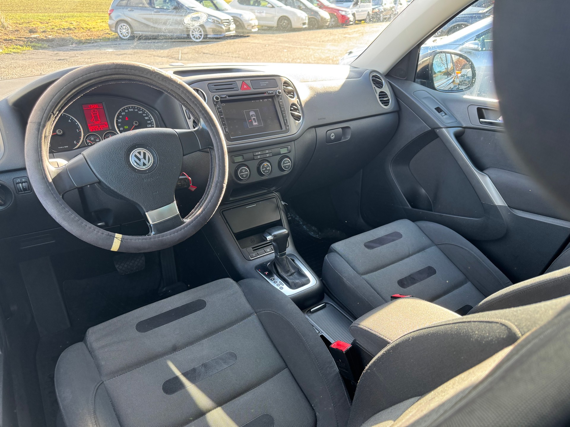 VW Tiguan 2.0 TDI Trend&Fun Tiptronic-image-6
