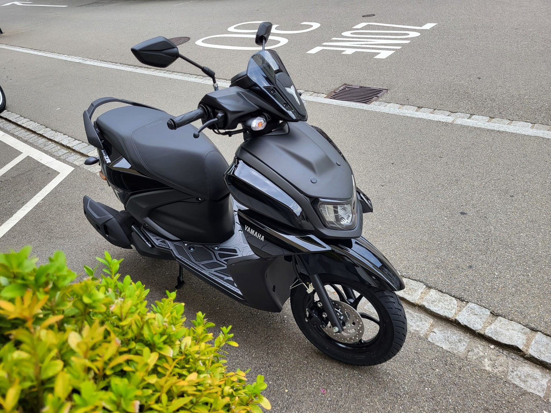YAMAHA Ray 125-showroom-element-2