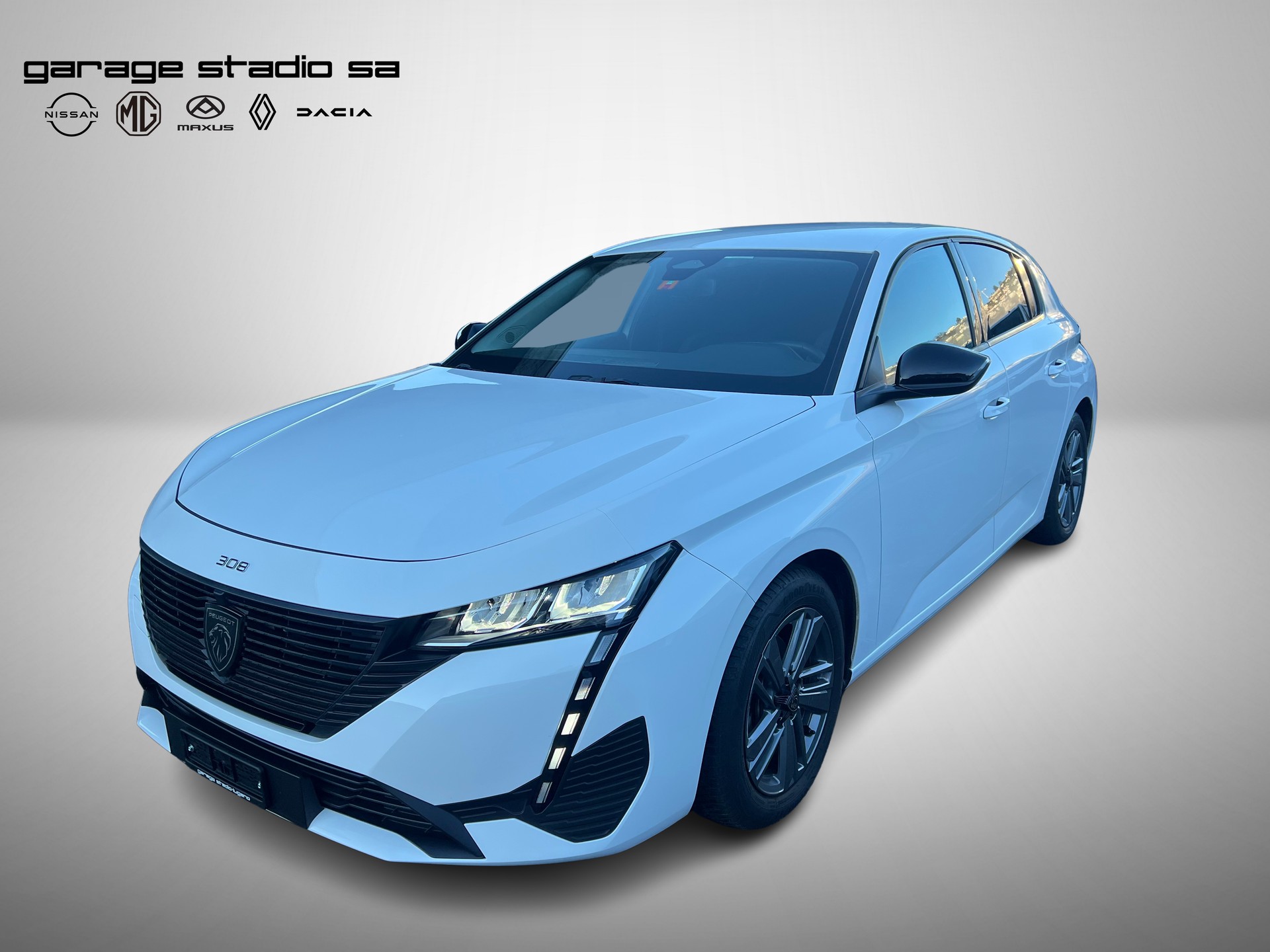 PEUGEOT 308 1.2 Pure Tech Active Pack EAT8-image-4