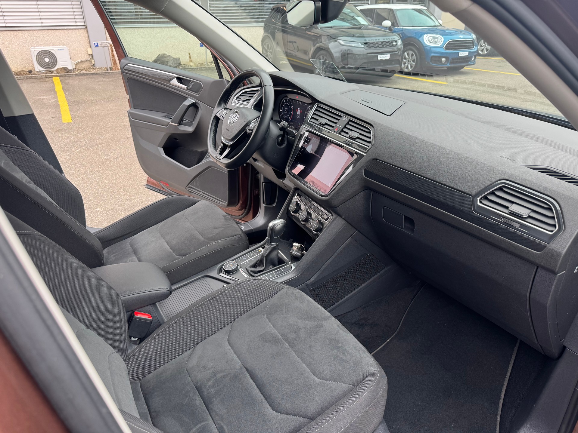 VW Tiguan Allspace 2.0TSI Comfortline 4Motion DSG-image-8