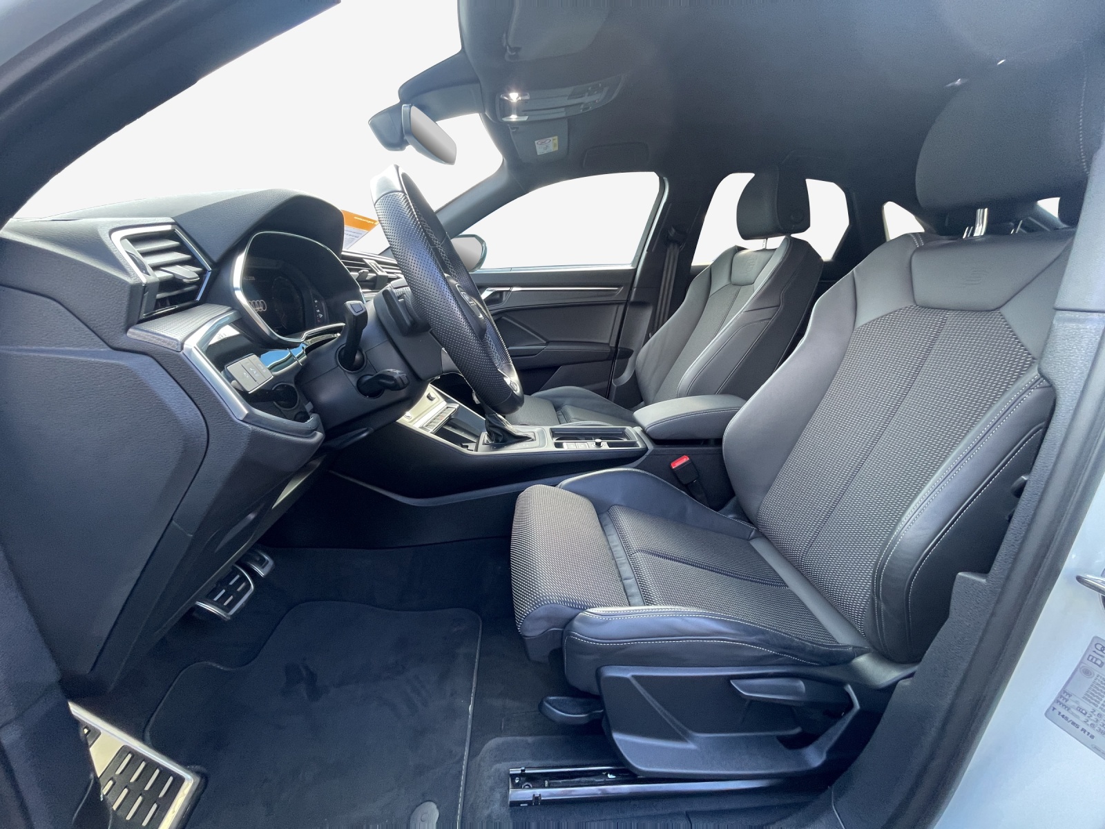 AUDI Q3 Sportback 35 TFSI S line Attraction S-tronic-image-7