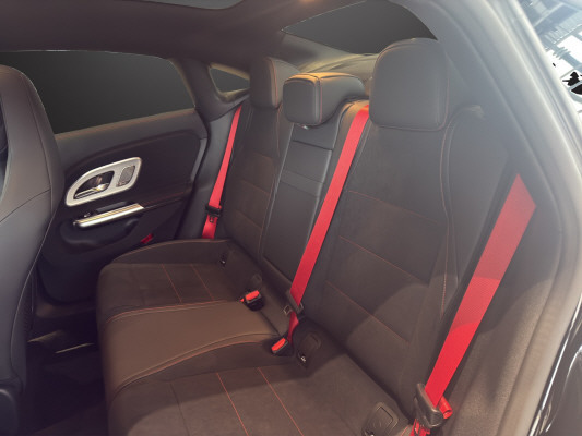 MERCEDES-BENZ CLA 220 8G-DCT 4Matic-image-9
