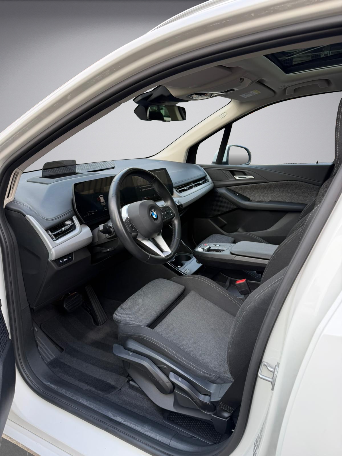 BMW 223d Active Tourer xDrive DKG-image-9