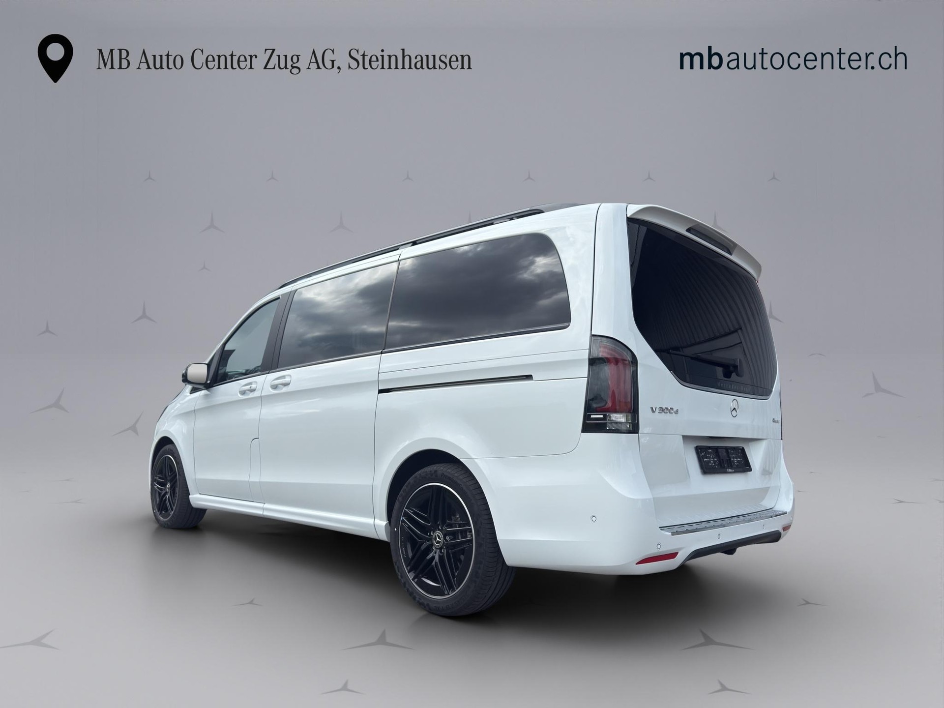 MERCEDES-BENZ V 300 d Swiss Ed. lang 4matic Van-image-4