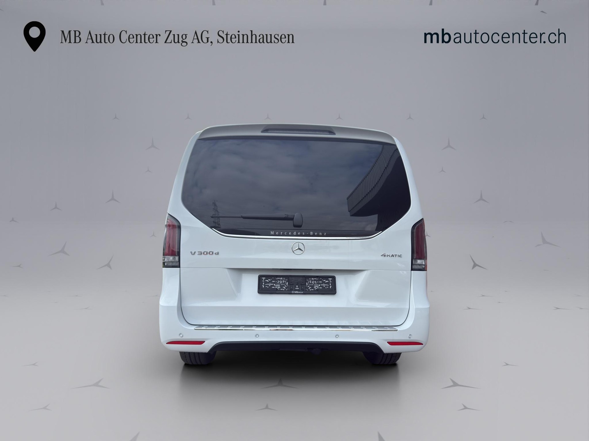 MERCEDES-BENZ V 300 d Swiss Ed. lang 4matic Van-image-5