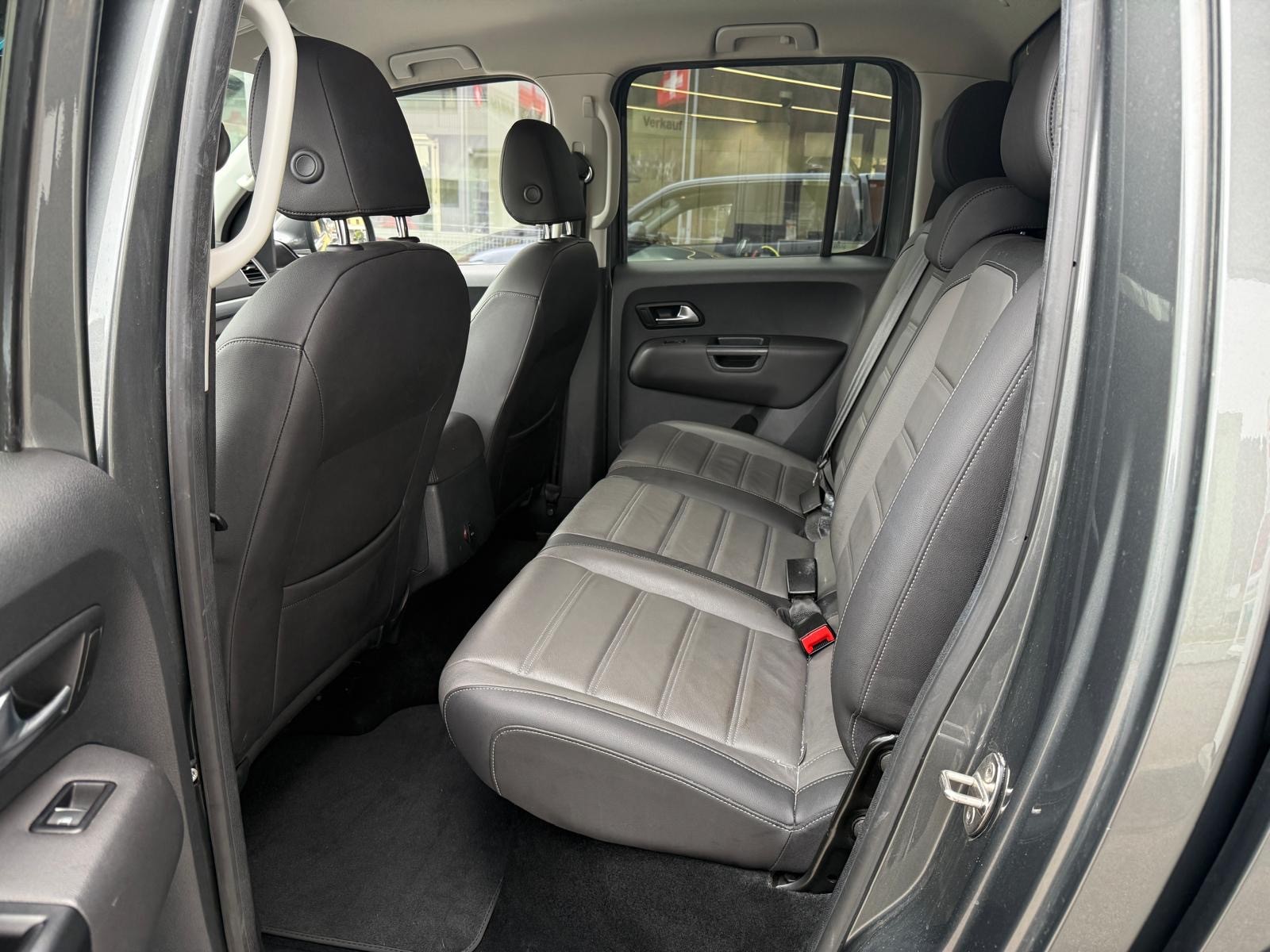 VW Amarok 3.0TDI Double CabCrossline 4M-image-13