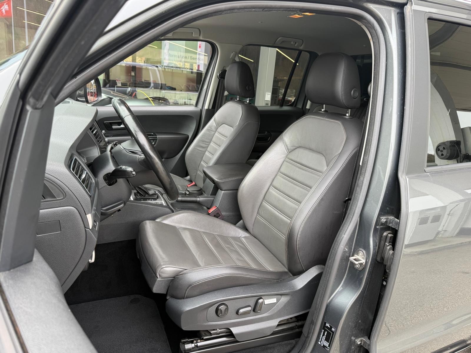 VW Amarok 3.0TDI Double CabCrossline 4M-image-14