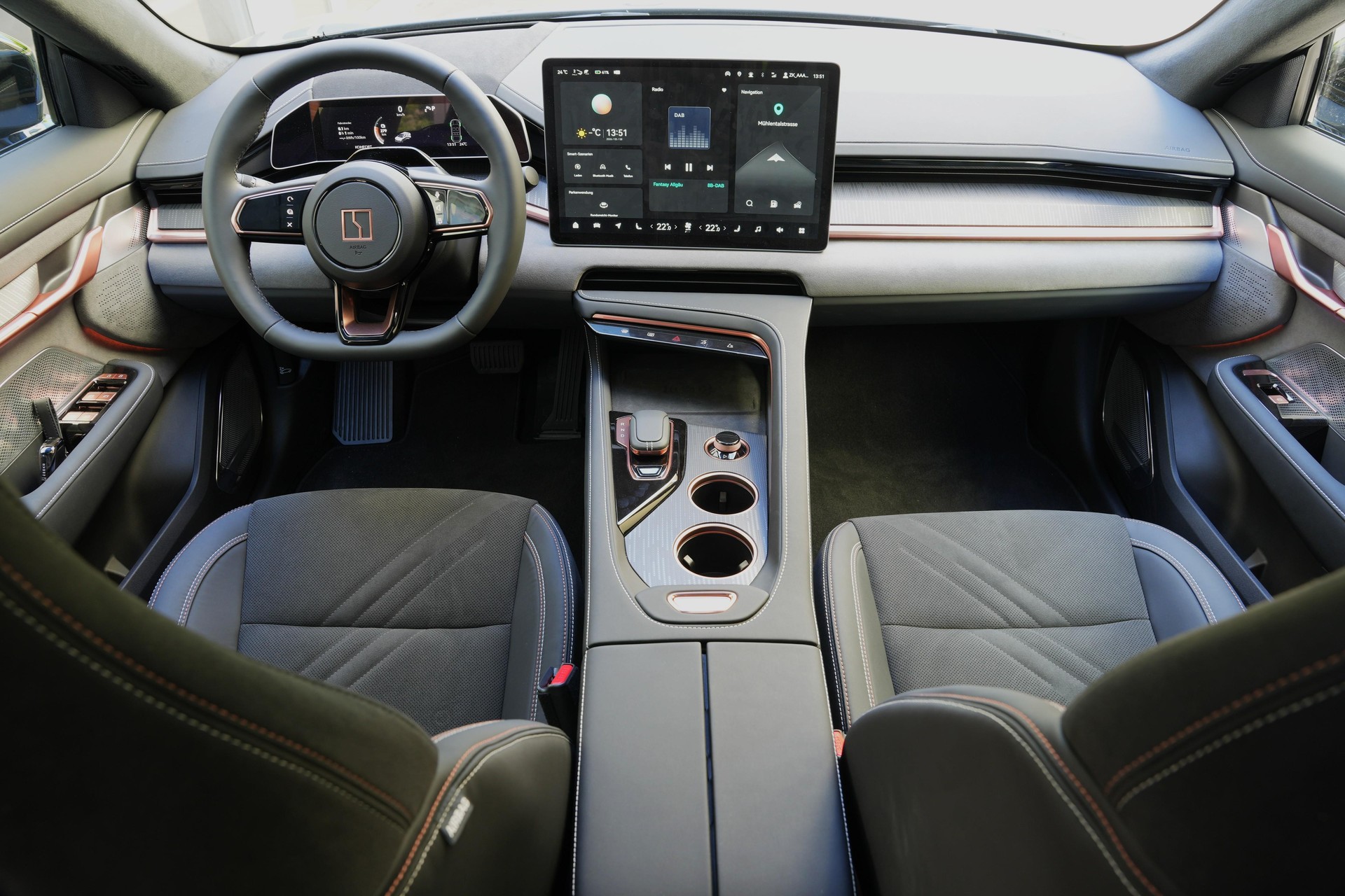 ZEEKR 001 Performance AWD-image-11