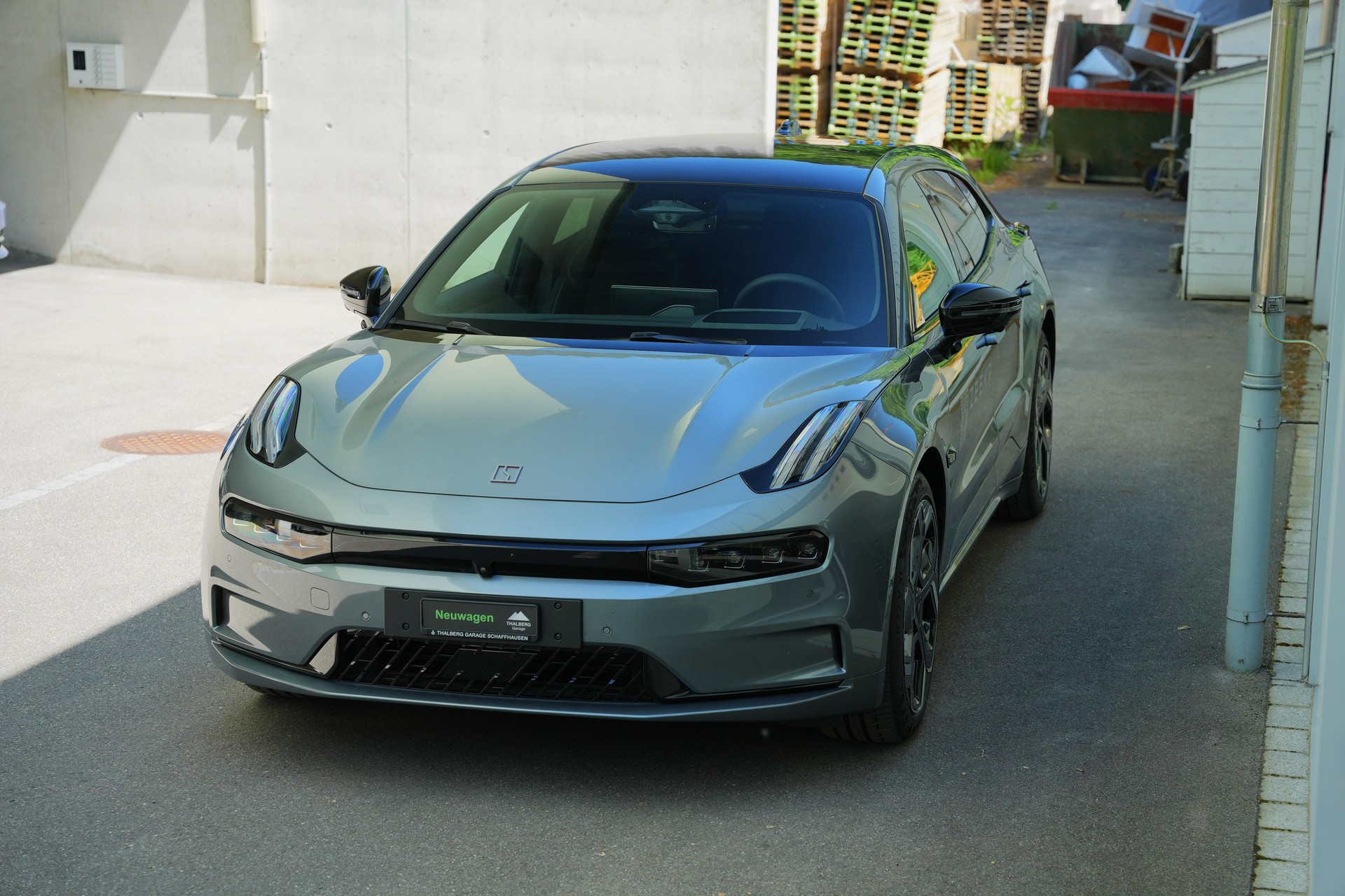 ZEEKR 001 Performance AWD-image-1