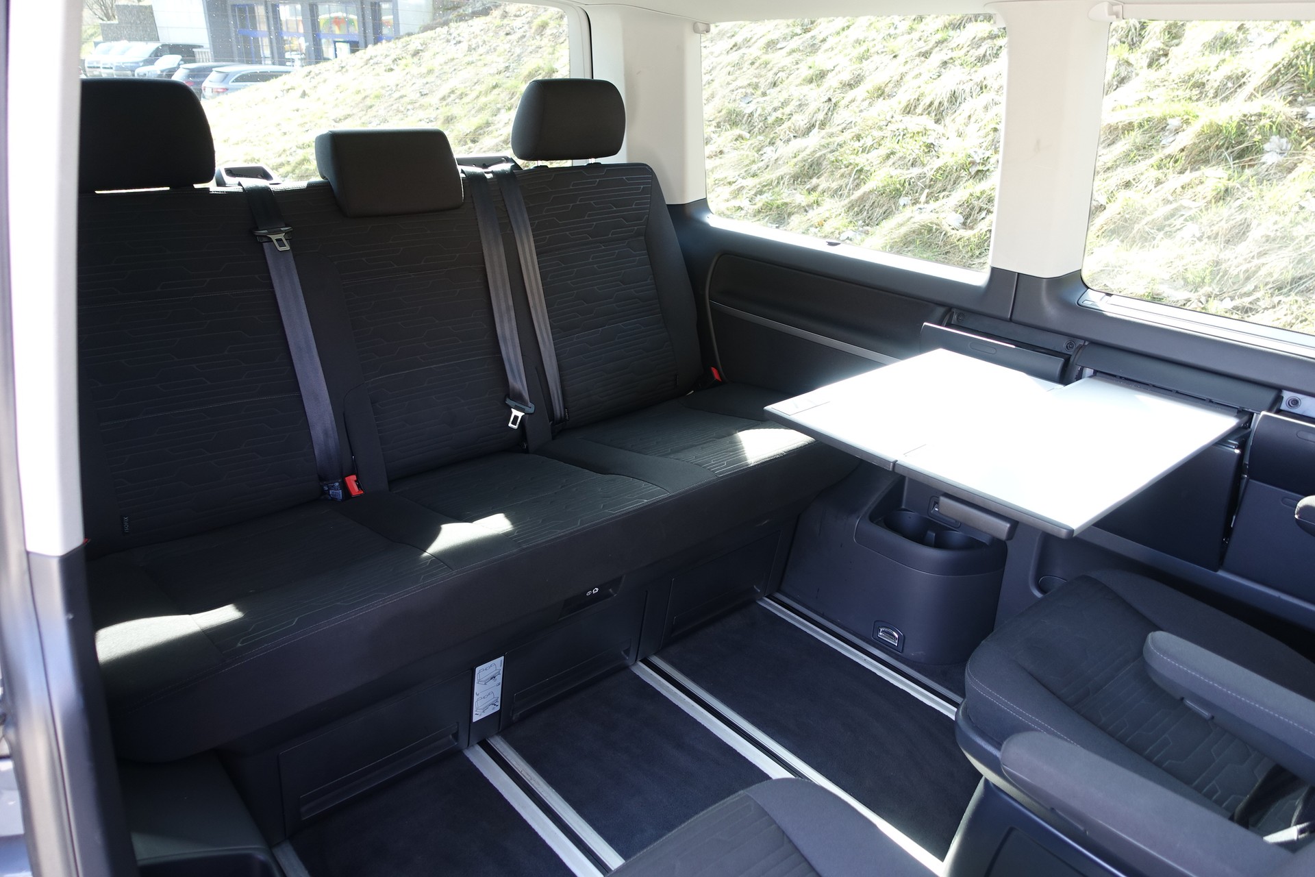 VW T6.1 Multivan 2.0 Bi-TDI Liberty Edition 4Motion DSG-image-13