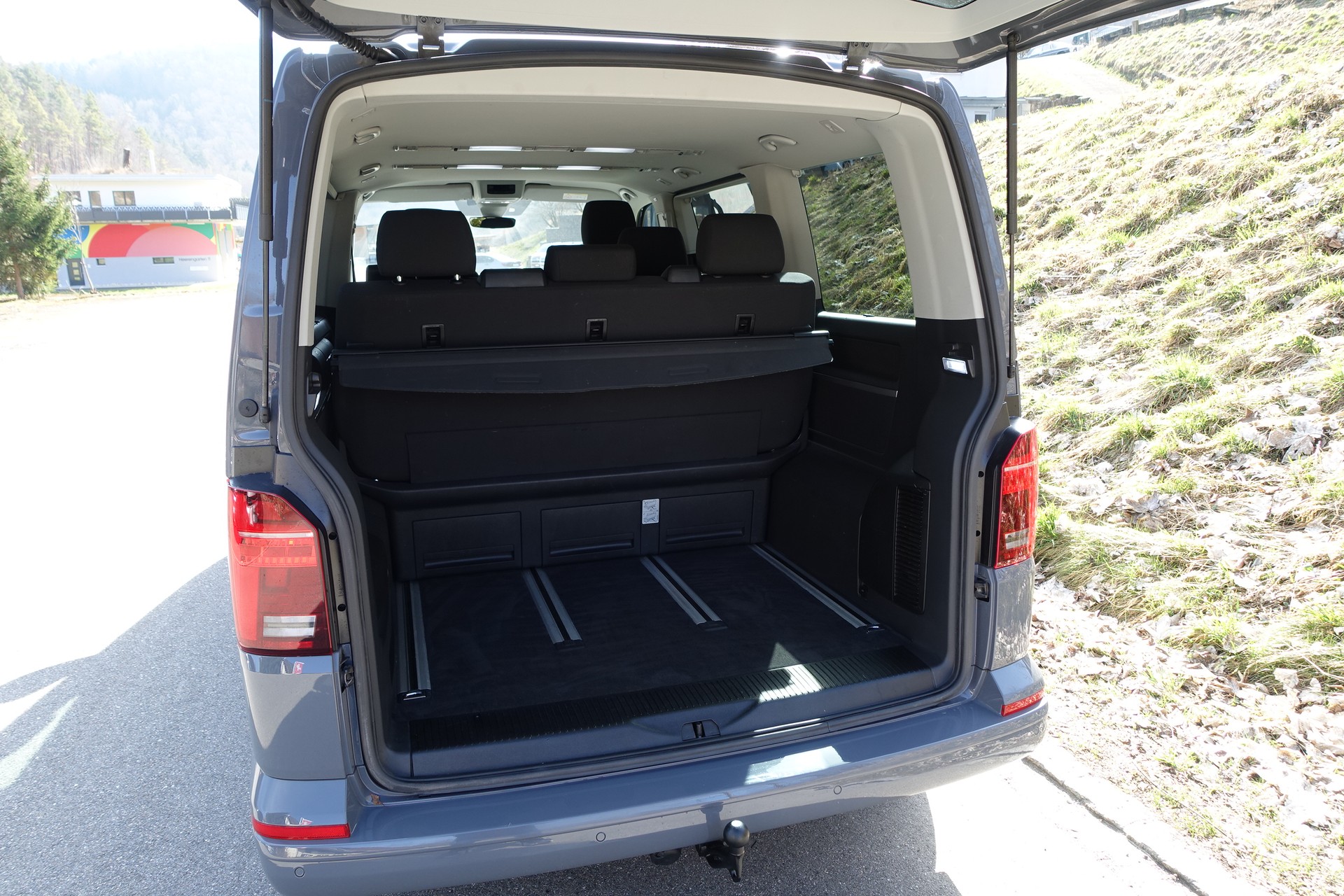 VW T6.1 Multivan 2.0 Bi-TDI Liberty Edition 4Motion DSG-image-7