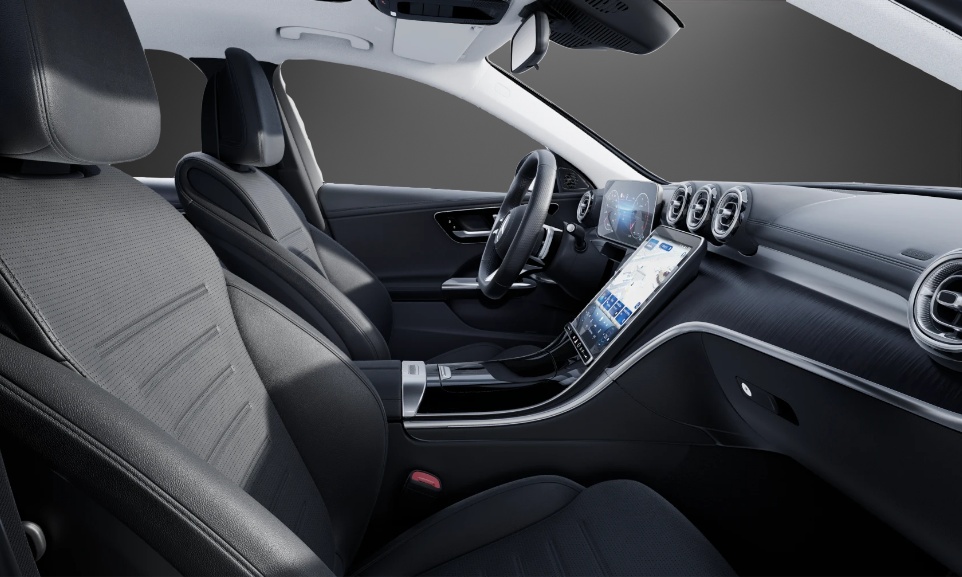 MERCEDES-BENZ C 220 d T 4 Matic "Swiss Star"-image-8