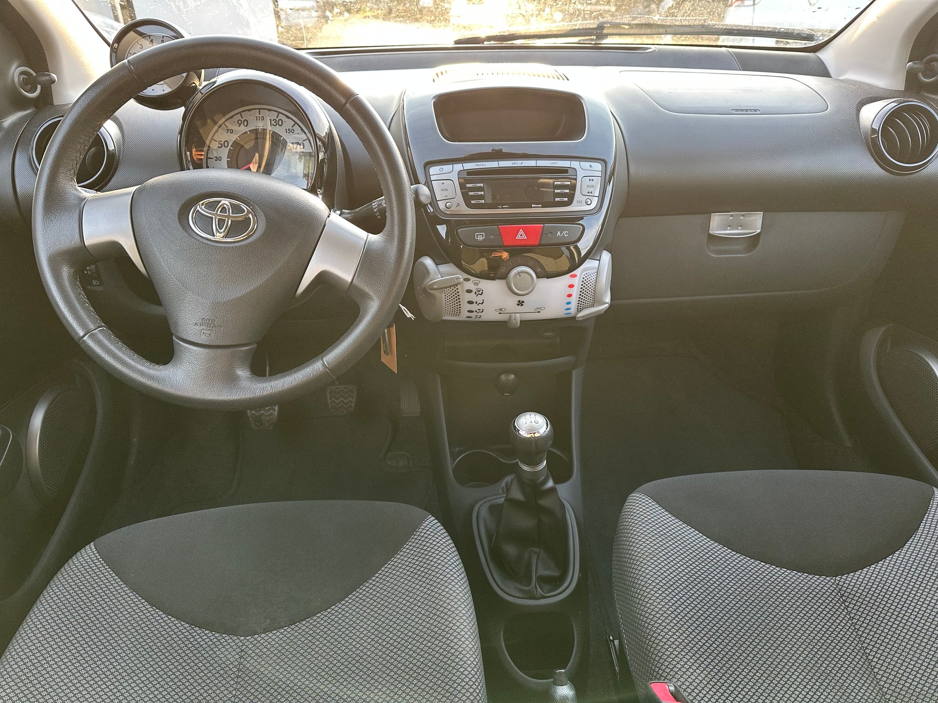 TOYOTA Aygo 1.0 VVT-i Collection-image-5