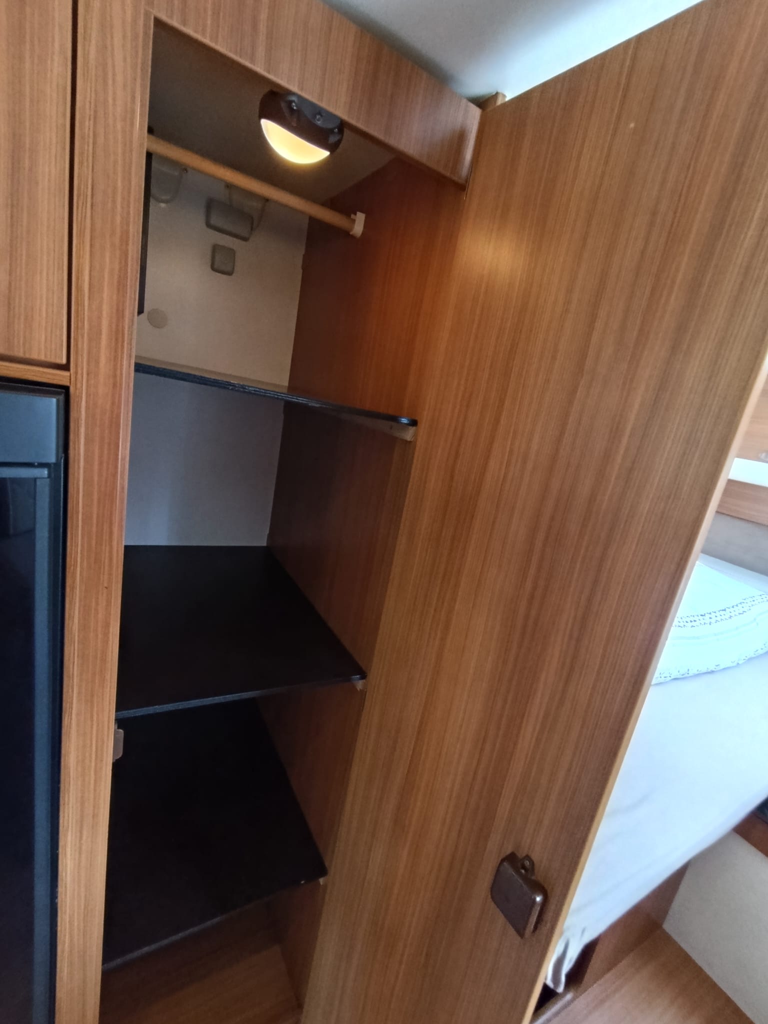 ADRIA Matrix 680SL**Top gepflegt**Luftfederung**Sensoren hinten**Rückfahrkamera**Multimedia**Backofen-image-18