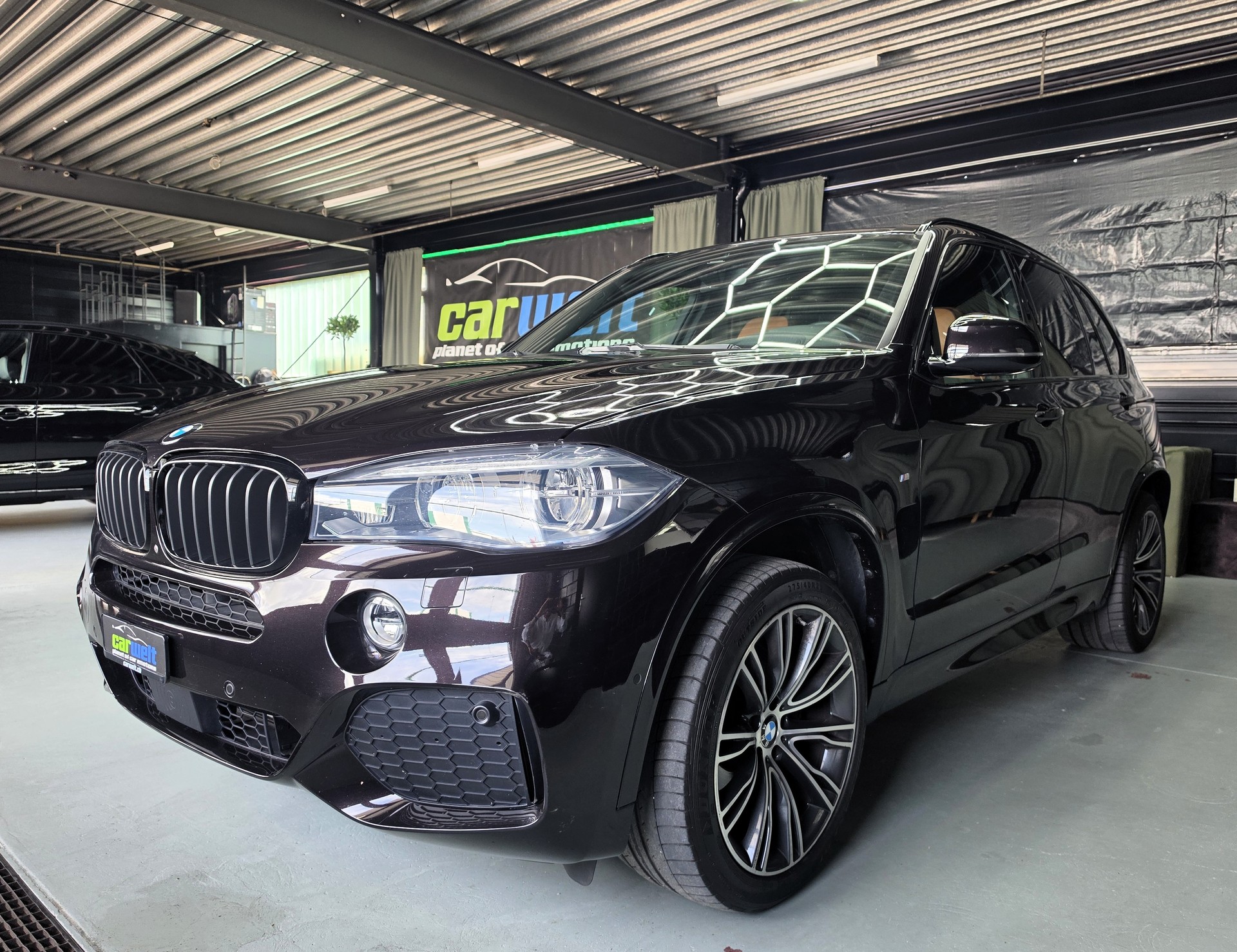 BMW X5 xDrive 40d M-Sport Steptronic-image-5