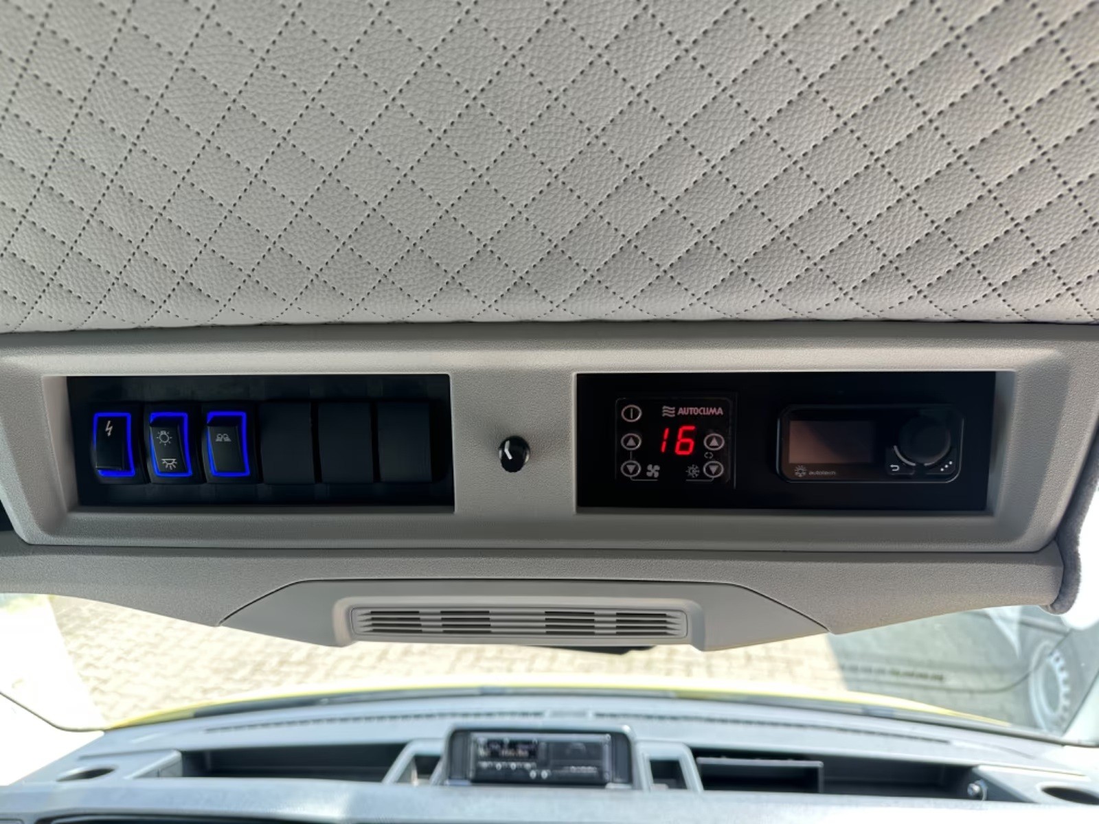 VW Crafter 21+3, Klima, Heizung, Rückfahrkamera-image-8