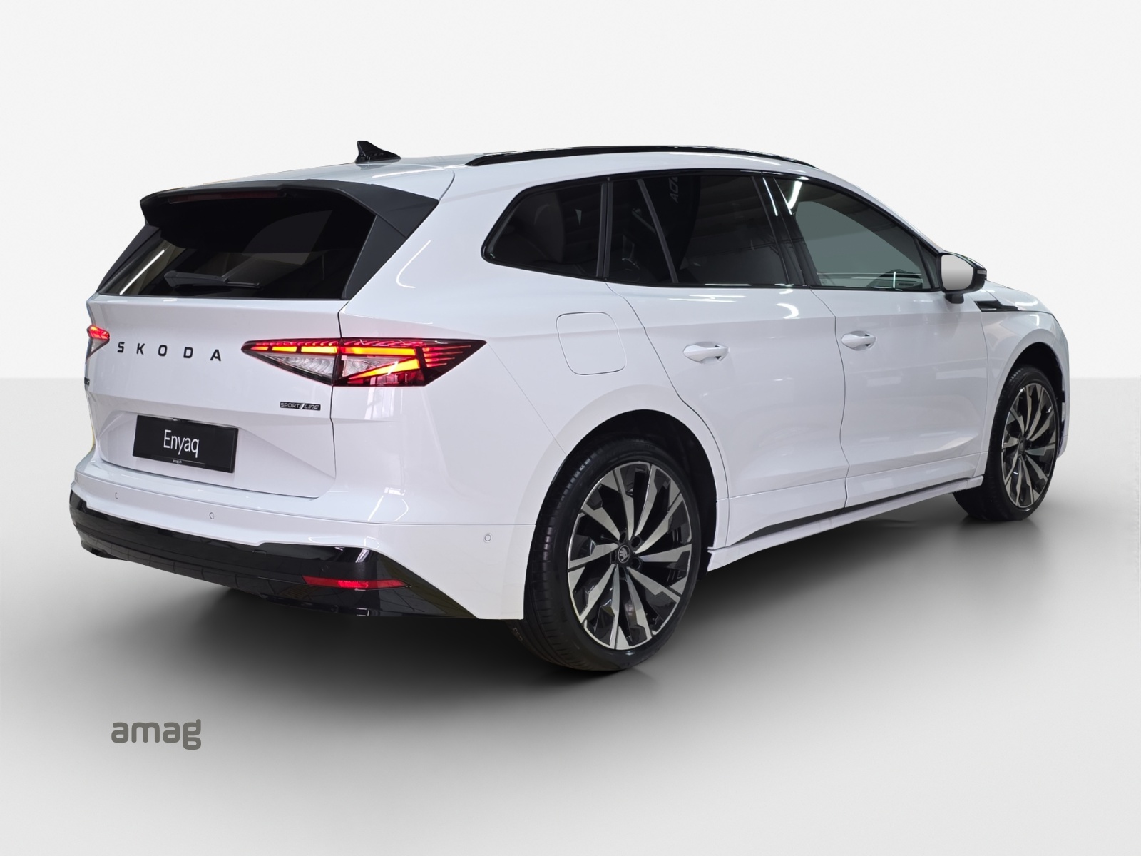 SKODA Enyaq 85x Sportline 4x4-image-4