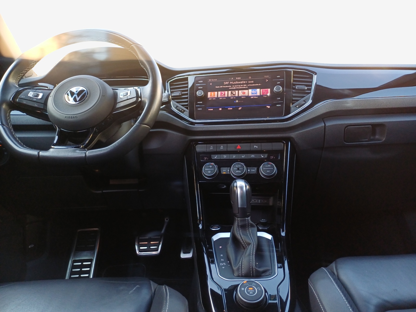 VW T-Roc 2.0 TSI R DSG 4Motion-image-8