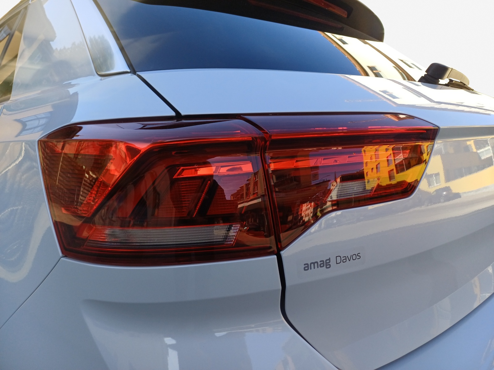 VW T-Roc 2.0 TSI R DSG 4Motion-image-13