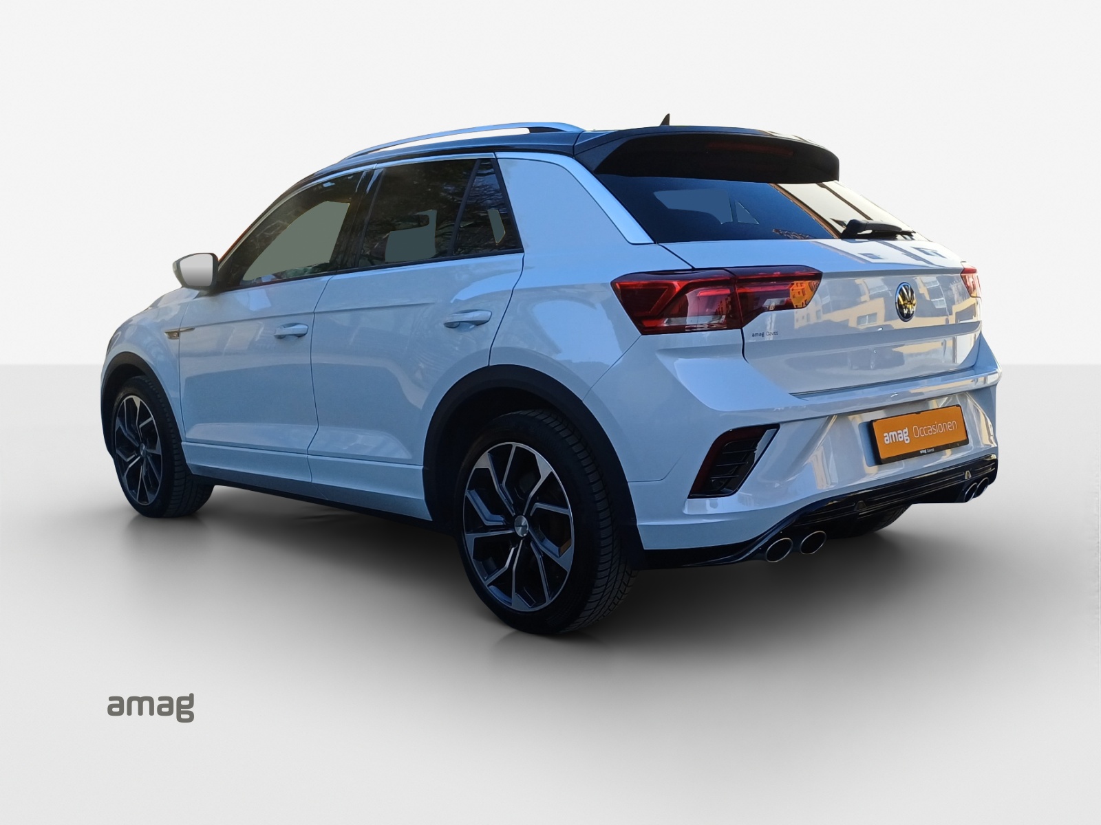 VW T-Roc 2.0 TSI R DSG 4Motion-image-2