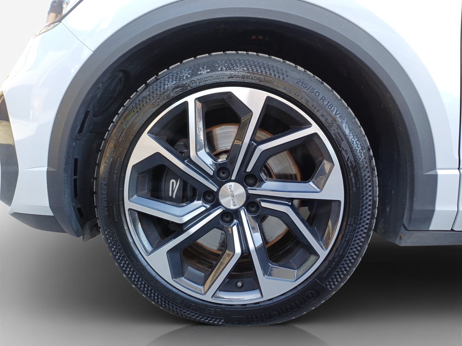 VW T-Roc 2.0 TSI R DSG 4Motion-image-14