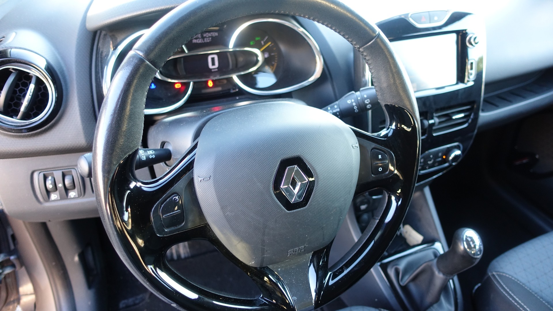 RENAULT Clio Grandtour 0.9 12V Dynamique-image-7
