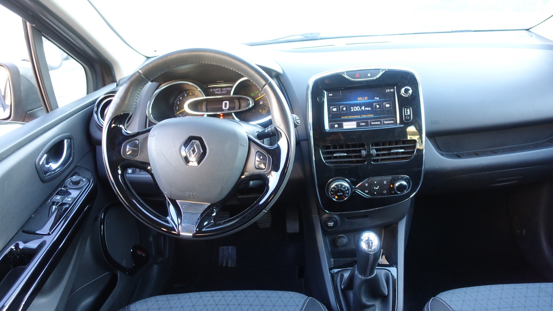 RENAULT Clio Grandtour 0.9 12V Dynamique-image-5