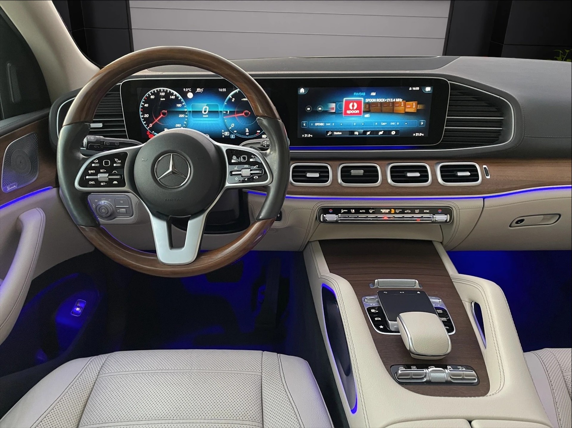 MERCEDES-BENZ GLE 350 d 4Matic 9G-Tronic-image-6
