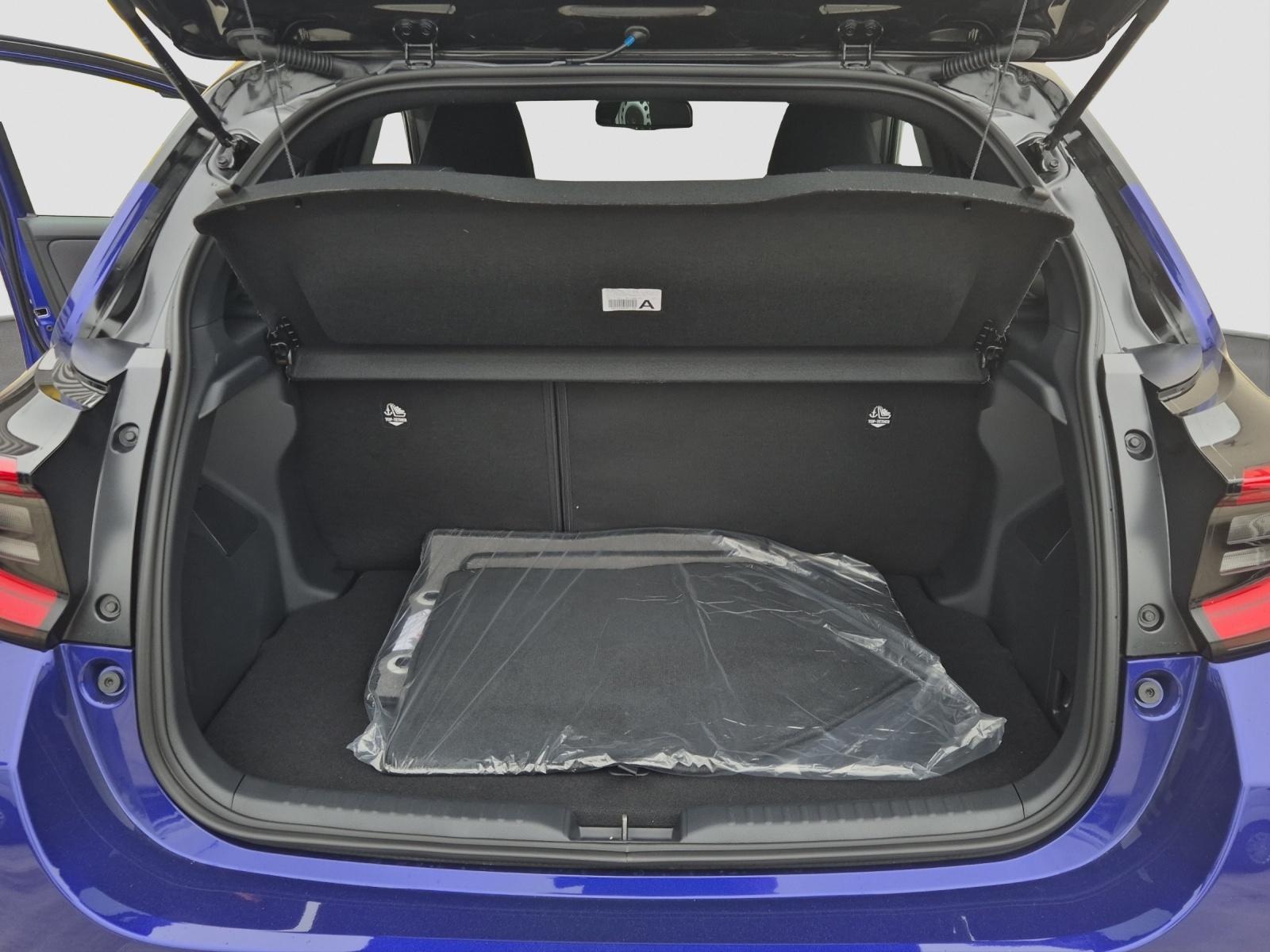 TOYOTA Yaris 1.5 VVT-i HSD Premium-image-8