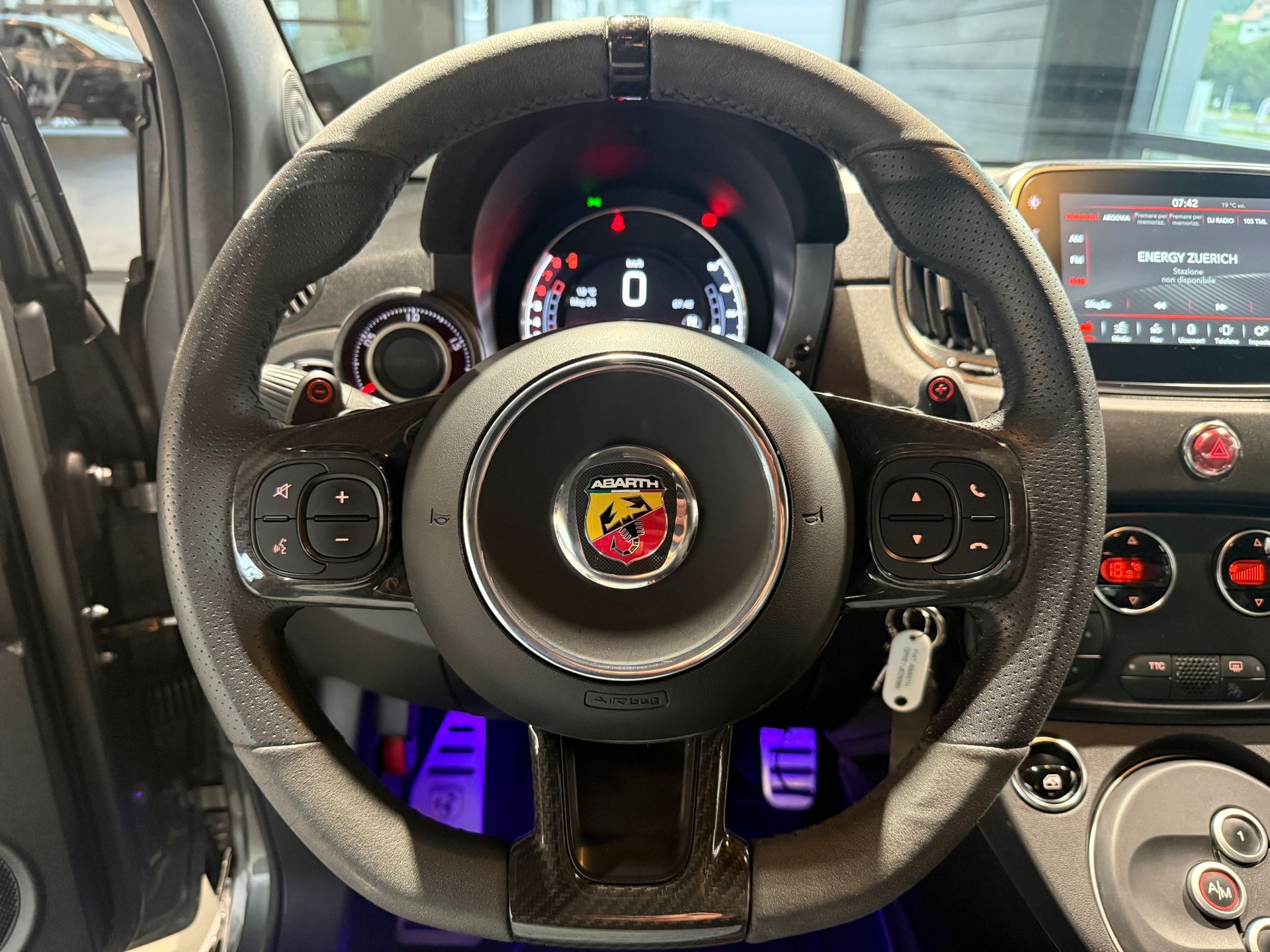 FIAT 595 1.4 16V Turbo Abarth Competizione Dualogic-image-9