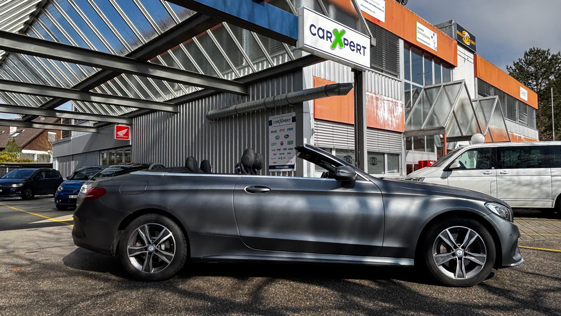 MERCEDES-BENZ C 200 4matic-image-5