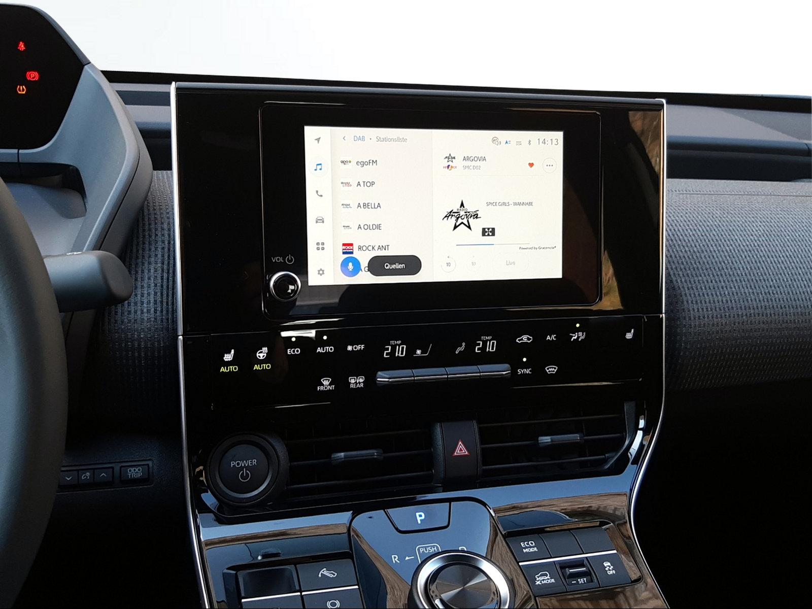 TOYOTA bZ4X Trend 11kW OBC AWD-image-10