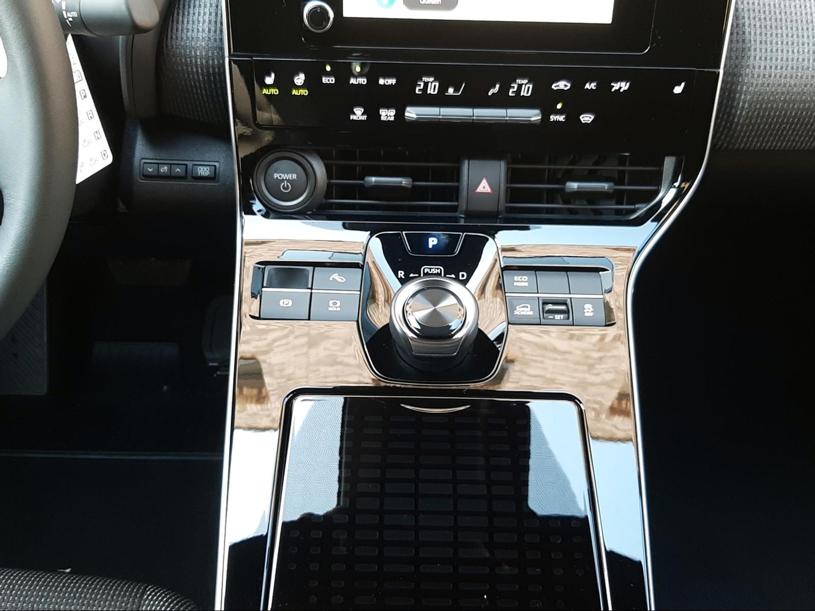 TOYOTA bZ4X Trend 11kW OBC AWD-image-13