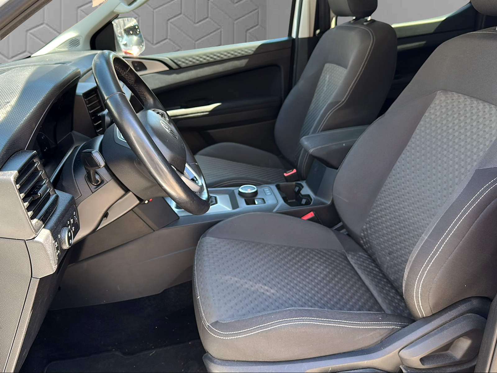 VW Amarok 2.0TDI Life-image-10