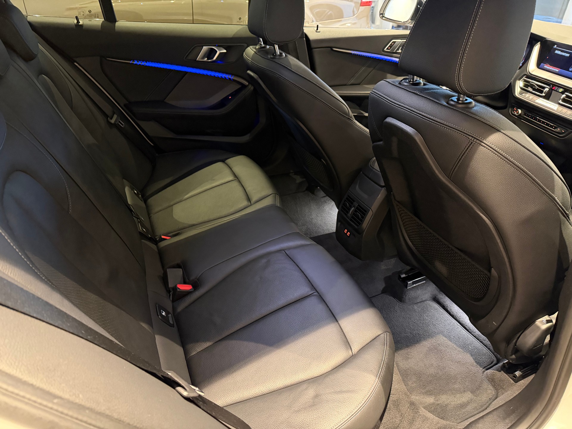 BMW 120d xDrive M-Sport-image-10