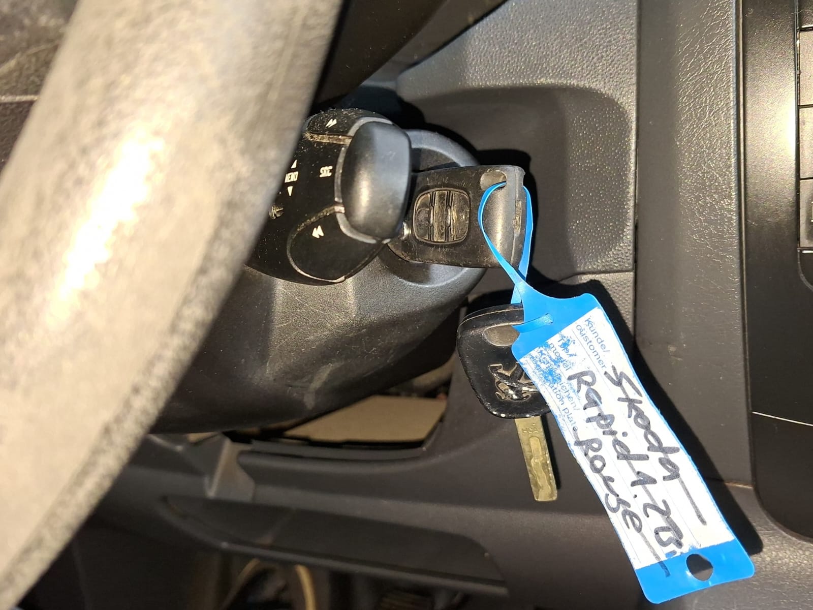 PEUGEOT Expert 1.6 HDi 227 L1H1-image-14