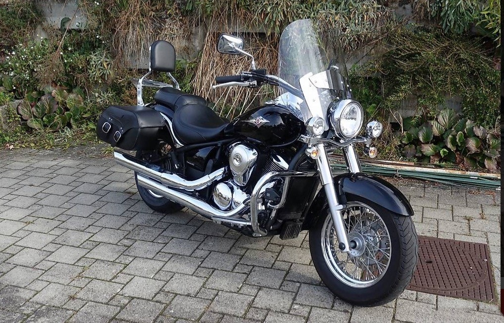 KAWASAKI VN 900 Classic Light Tourer