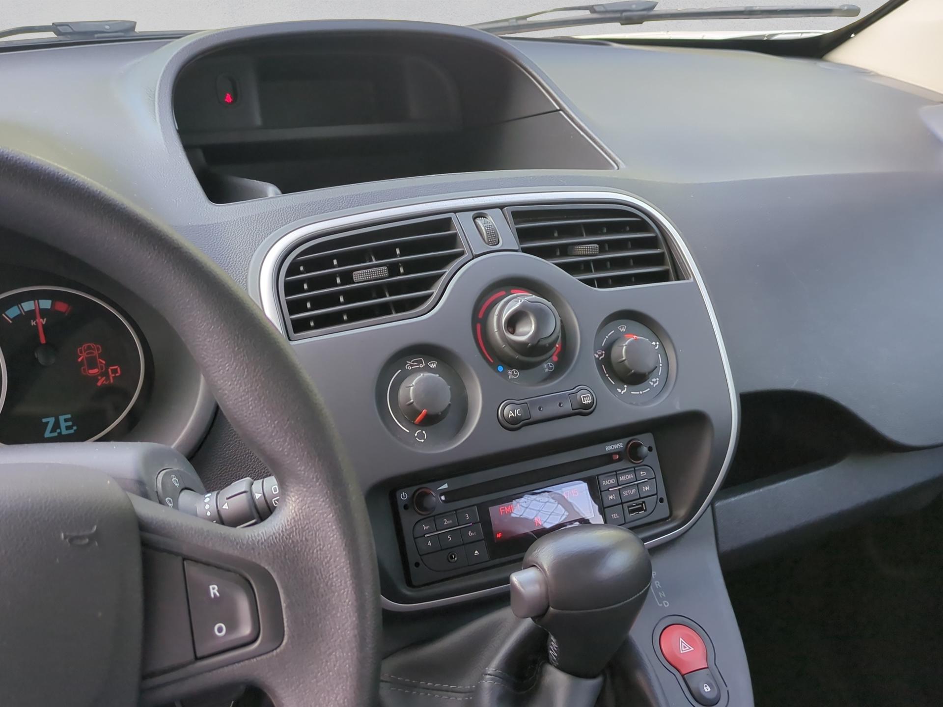 RENAULT Kangoo Z.E. 33 R60 Business-image-11