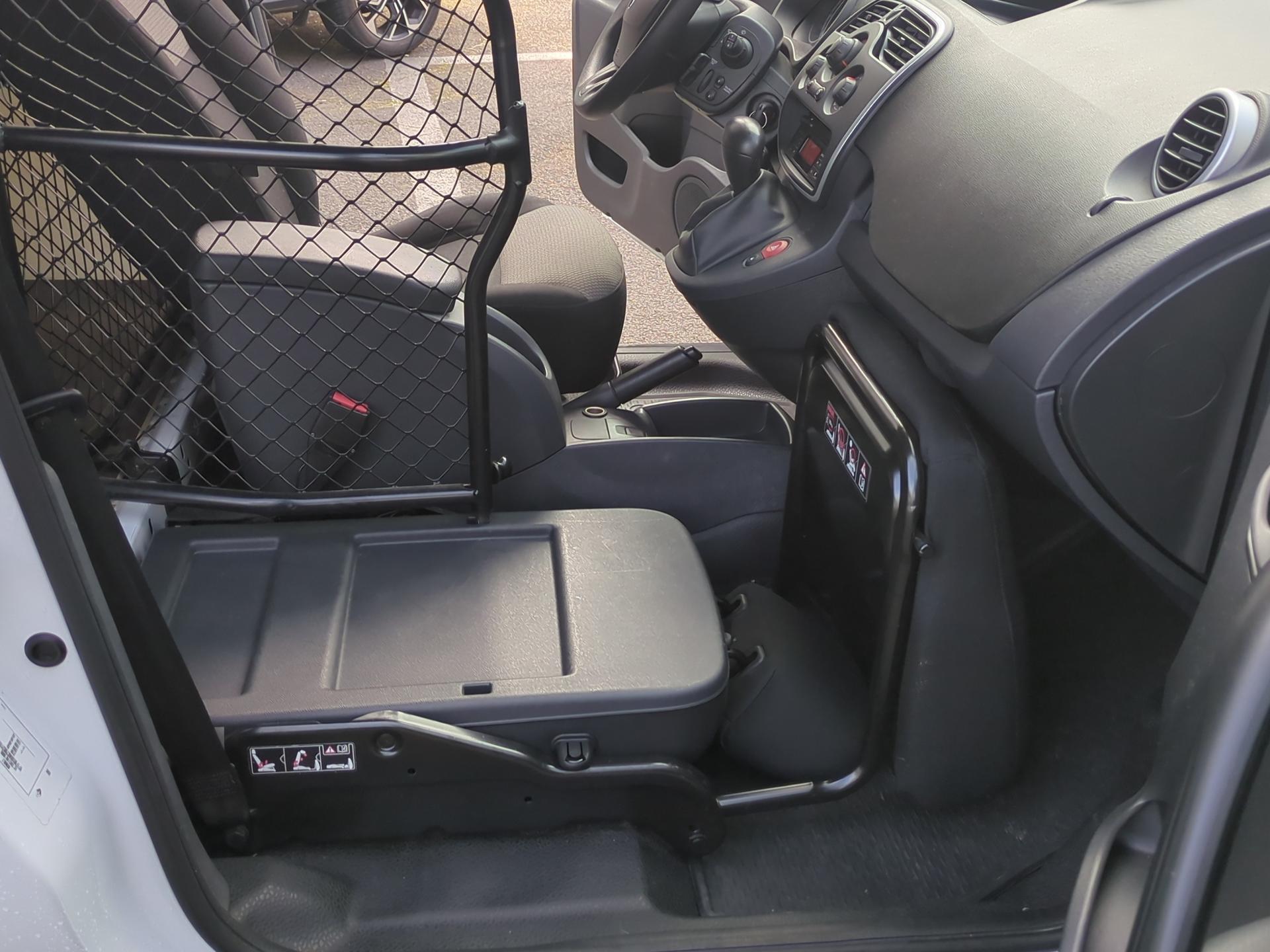 RENAULT Kangoo Z.E. 33 R60 Business-image-21