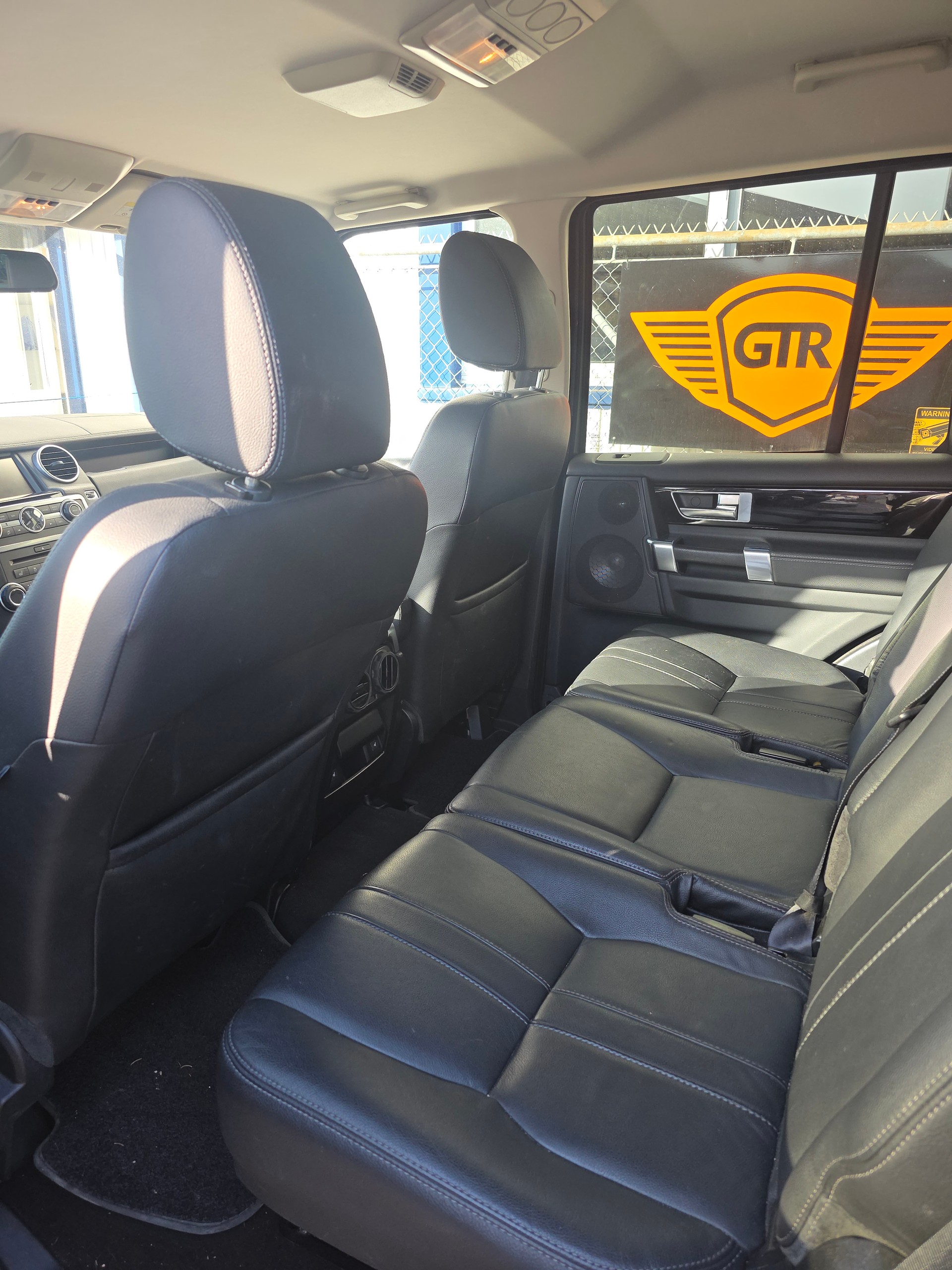 LAND ROVER 3 TDV6 7Places-image-7