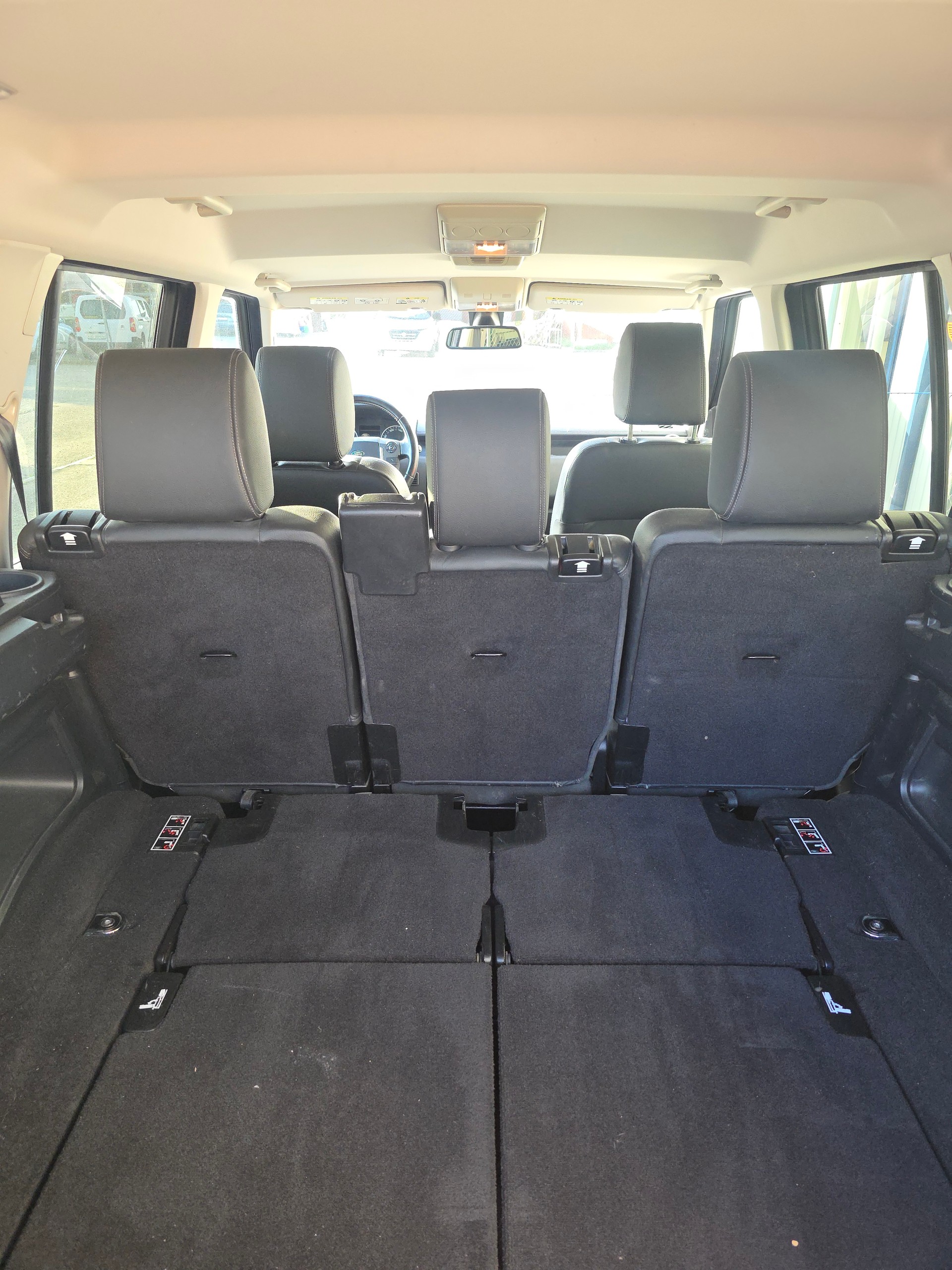 LAND ROVER 3 TDV6 7Places-image-9