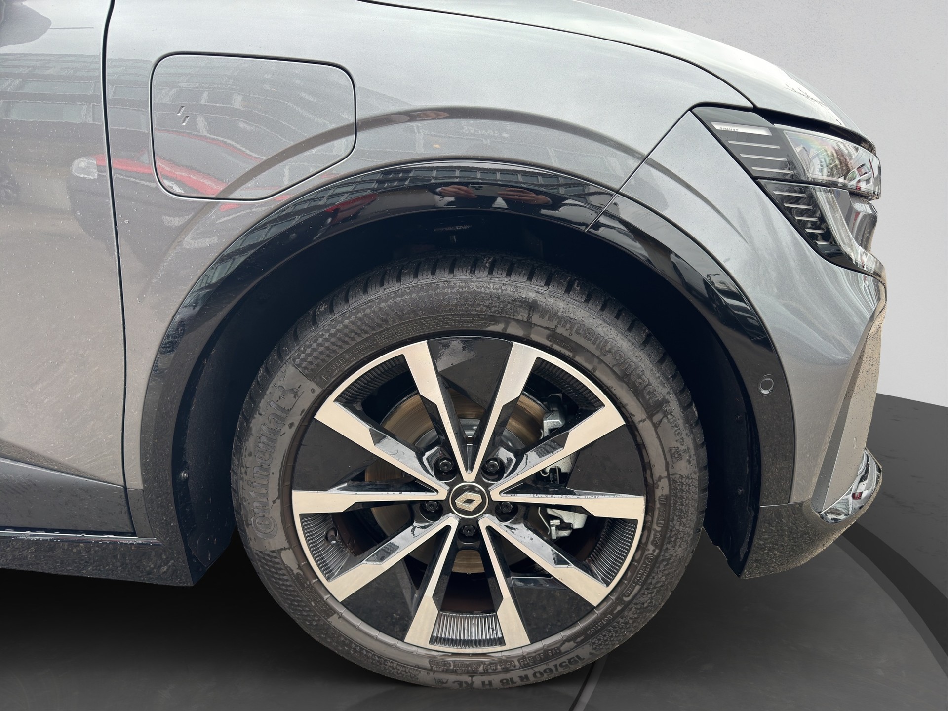 RENAULT Mégane E-TECH EV60 Iconic-image-9