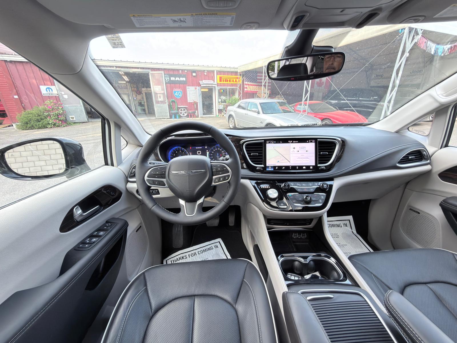 CHRYSLER PACIFICA 3.6 LIMITED 3.6-V6 7 Plätzer-image-10