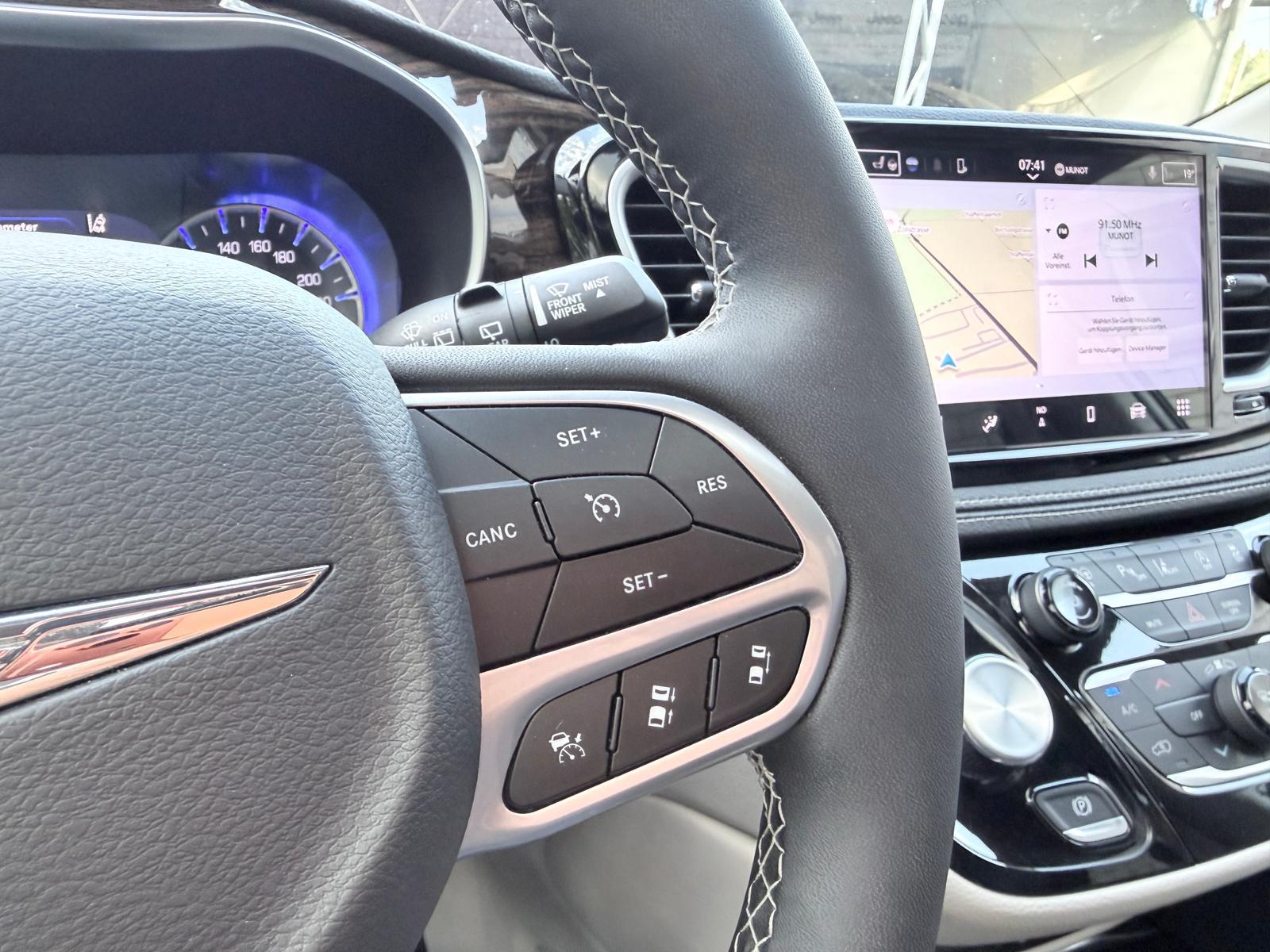 CHRYSLER PACIFICA 3.6 LIMITED 3.6-V6 7 Plätzer-image-13