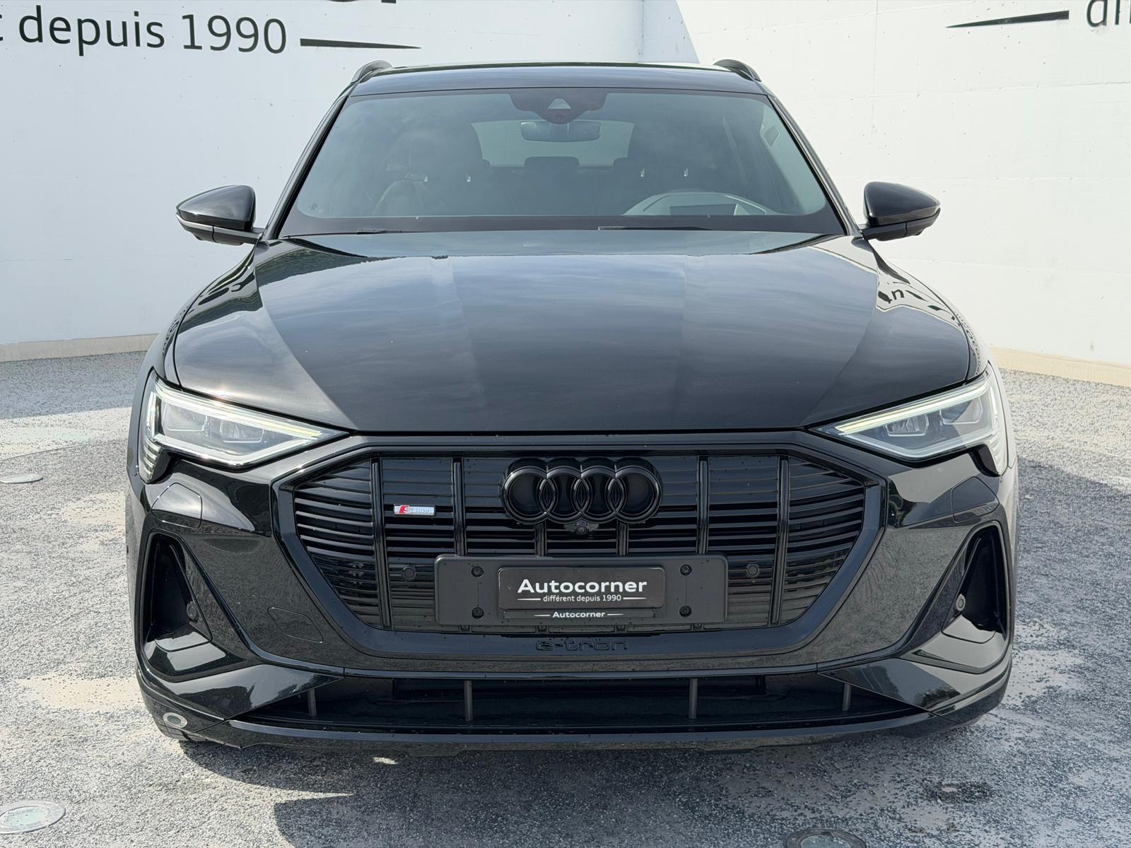 AUDI e-tron 55 Advanced Black Edition quattro-showroom-element-2