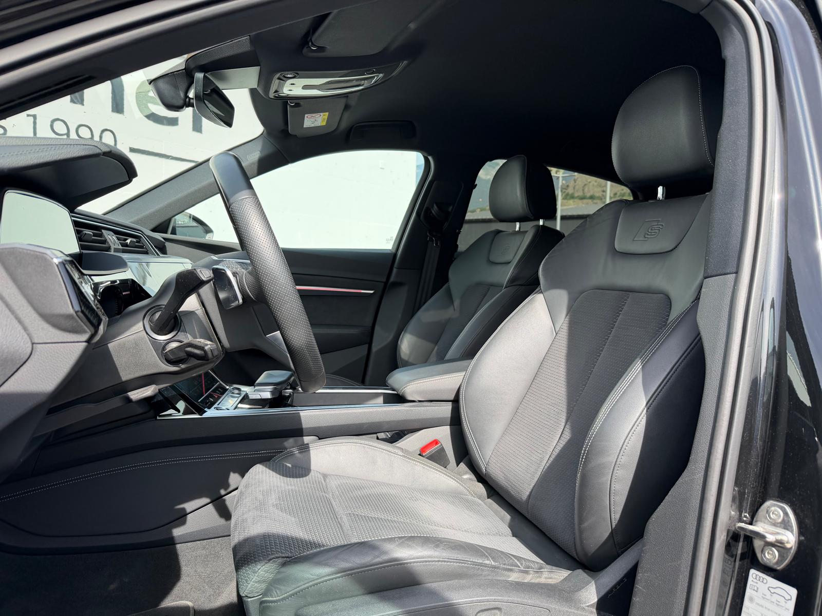 AUDI e-tron 55 Advanced Black Edition quattro-image-9