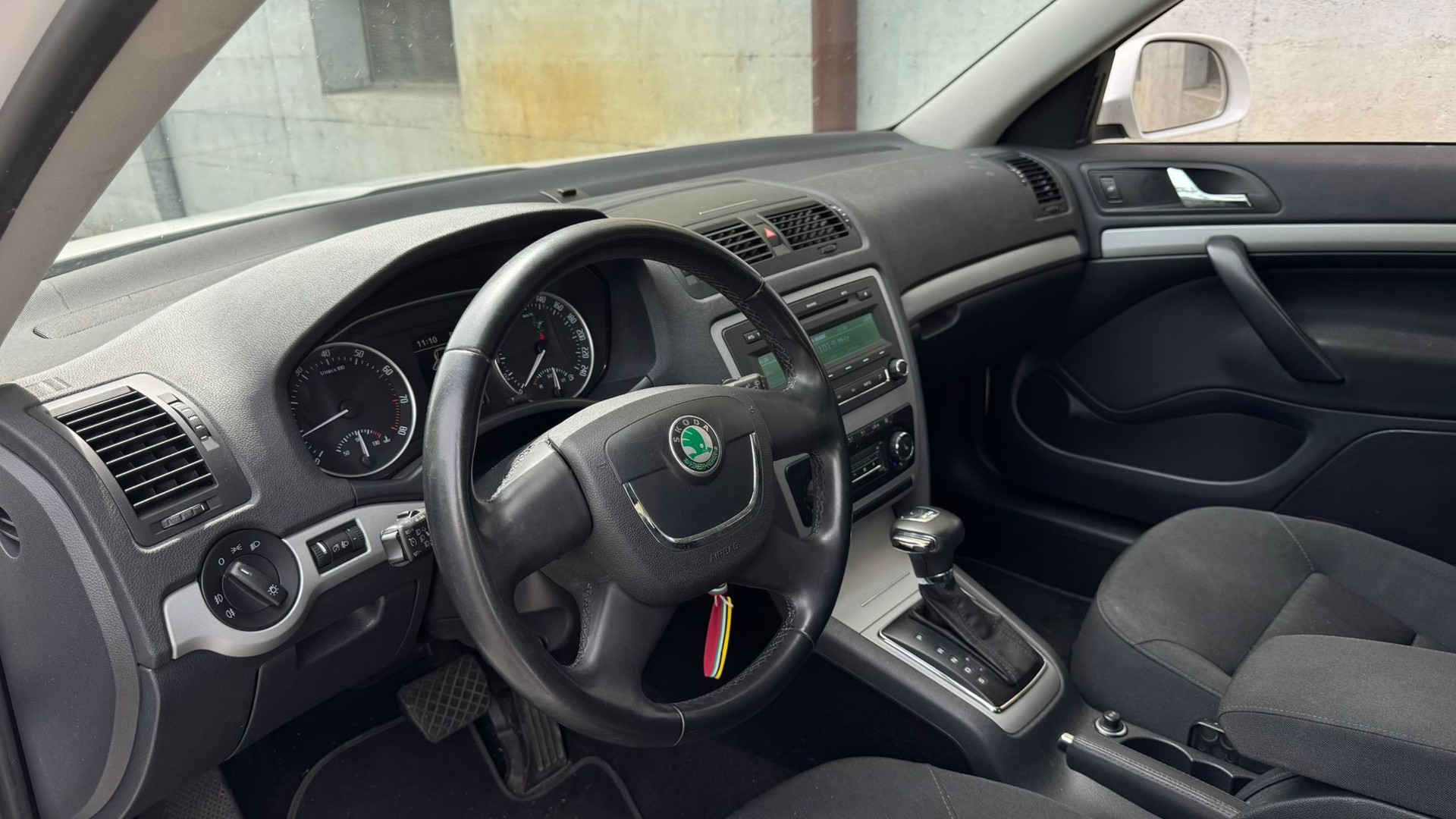 SKODA Octavia 1.8 TSI Ambition DSG-image-6