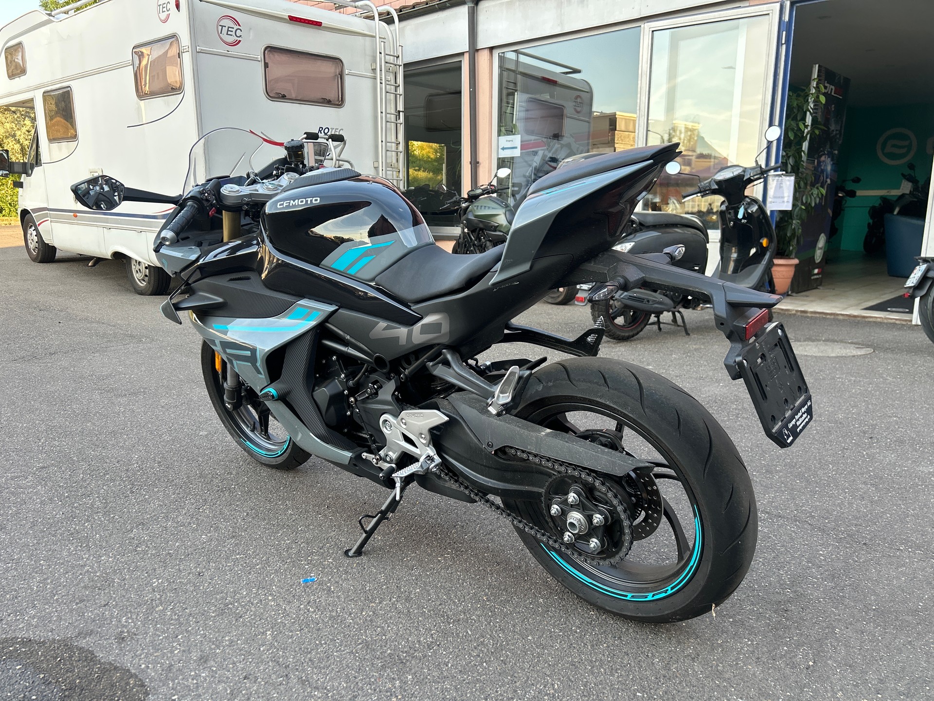 CF MOTO 450SR S-showroom-element-2